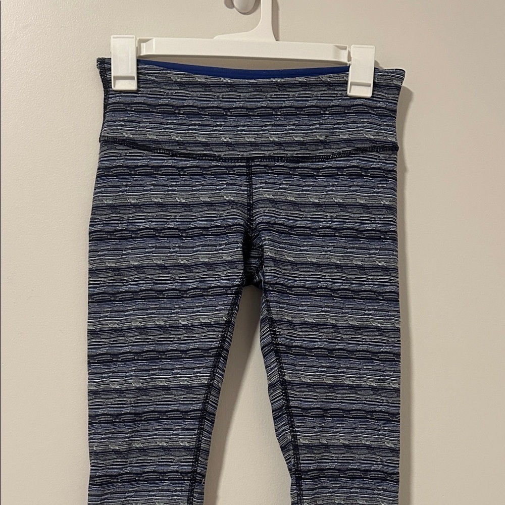 Lululemon Blue Patterned Full Length Leggings Size 6